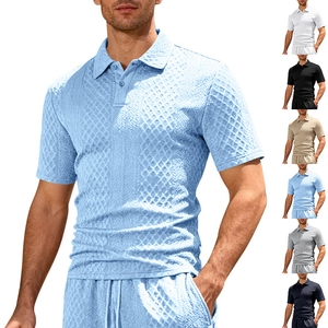 Set polo e pantaloncini da uomo in maglia a nido d'ape celeste con vari colori