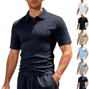 Polo jacquard da uomo in sei colori con rever classico e design a trama waffle