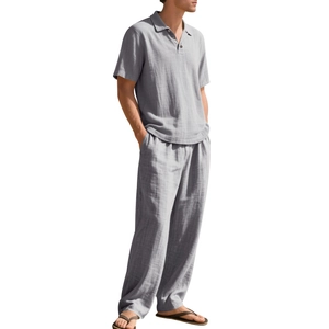 Grijze casual herenset van linnen met polo met korte mouwen en bijpassende losse broek