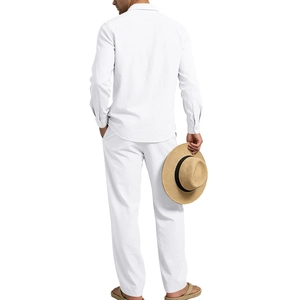 Ensemble chemise et pantalon en lin blanc pour homme avec détails de texture du tissu