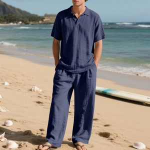 Ensemble 2 pièces en lin bleu marine pour homme avec polo à manches courtes et pantalon de plage