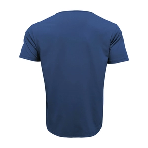 Vista posteriore di una t-shirt blu scuro a maniche corte con trama fine e cuciture