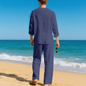 Dettaglio completo in lino blu navy con camicia con collo alla coreana e pantaloni