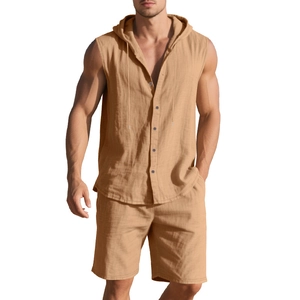 Khaki Herren Sommer-Leinen-Set mit ärmellosem Kapuzenhemd und passender Shorts