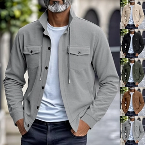 Herren Cordjacke in fünf Farben mit Rippbündchen und Brusttaschen für den Herbst