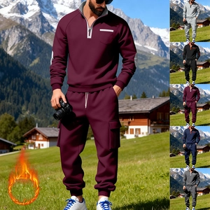 Herren Thermo-Trainingsanzug mit Fleece-Sweatshirt und Cargo-Jogginghose im Set