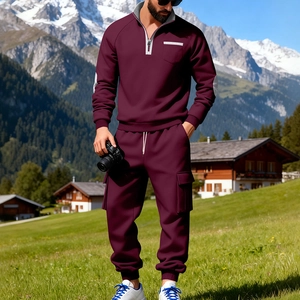 Herren Sportanzug in Burgund und Grau mit Fleecefutter und praktischen Cargohosen