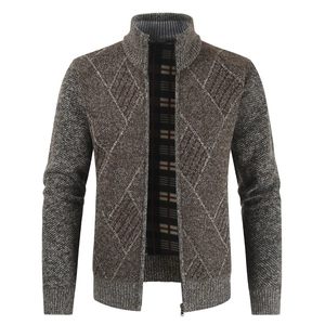 Men's stylish stand collar zip-up cardigan featuring classic argyle knit pattern