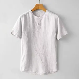 Camisa de lino para hombre en gris claro con cuello redondo Henley y corte holgado