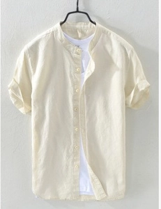 Men's light beige cotton linen shirt with mandarin collar and short sleeves in summer style