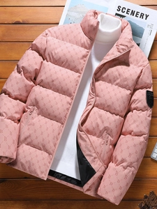 Pink men's winter puffer jacket with letter pattern print and high stand collar style