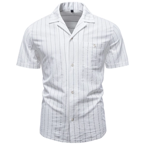 Chemise à manches courtes rayée pour hommes avec col cubain en coton blanc et noir