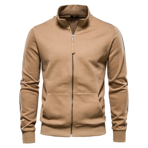 Veste zippée homme col montant camel avec poches latérales et bandes sur manches pour sport