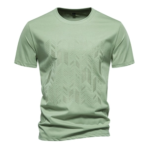 T-shirt vert coupe ajusté,e à, manches courtes avec broderie gé,omé,trique pour homme