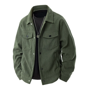 Giacca da uomo in velluto a coste verde scuro con colletto a rever e tasche sul petto classiche