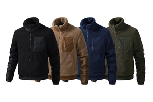 Detailansicht von vier Fleecejacken in Schwarz, Khaki, Marineblau und Armeegrün