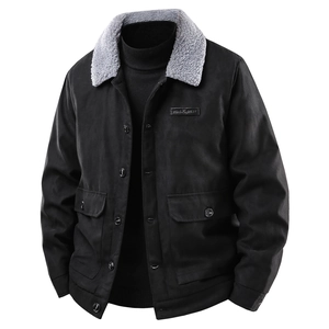 Veste d'hiver homme en daim noir avec col en polaire grise et boutons élégants