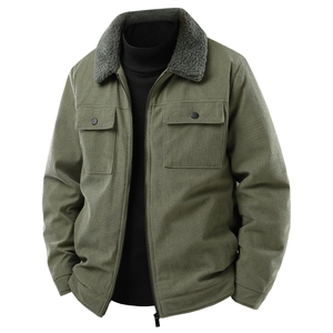 Herren Cordjacke in Olivgrün mit grauem Teddyfell-Kragen und praktischen Taschen