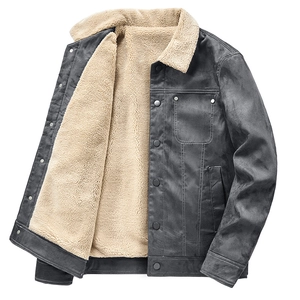 Dettaglio della giacca da uomo in pelle scamosciata grigio scuro con calda fodera sherpa