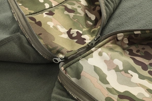 Detail of fleece tactical jacket with two-way zipper and camo lining fabric