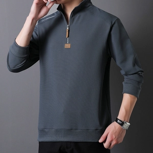 Sudadera gris para hombre con media cremallera, cuello alto y rayas reflectantes