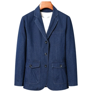 Blazer en jean bleu foncé pour homme avec revers cranté et fermeture à trois boutons