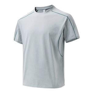 T-shirt sport gris clair pour hommes avec coutures bleu marine et tissu respirant