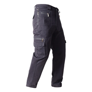 Schwarze Tactical Cargo-Hose für Herren mit mehreren Reißverschlusstaschen und Baumwolle