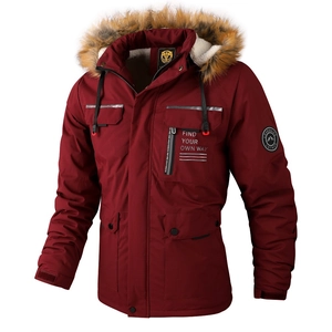 Herren Winter Parka Jacke in Burgund mit Kunstpelz Kapuze und warmem Fleece Futter