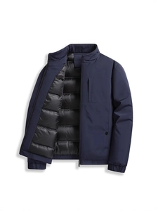 Doudoune homme bleu marine à col montant avec doublure matelassée et fermeture zippée