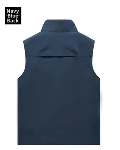Rückansicht der dunkelblauen Outdoor-Weste für Herren mit belüftetem Windschutz-Design