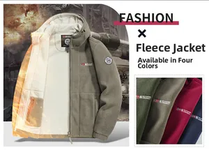 Dettaglio giacca in pile verde militare con fodera calda e chiusura a cerniera completa