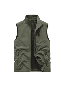 Men's breathable military green outdoor tactical vest with multi-pockets and mesh lining