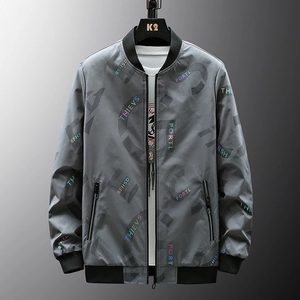 Blouson bomber gris foncé pour hommes avec imprimés lettres tendance et finitions bord-côte