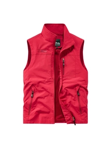 Gilet sportivo da uomo rosso brillante con colletto dritto e tasche con cerniera