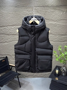Gilet de Travail Rembourré à Capuche pour Homme Ample Chaud Épaissi Vêtements d'Extérieur d'Hiver Avec Capuche Amovible Poches Plaquées Gilet de Camping Décontracté