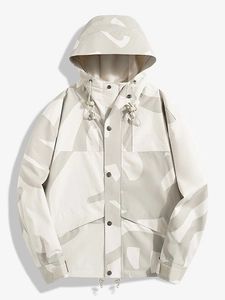 Giacca a vento outdoor con cappuccio, motivo mimetico astratto e coulisse regolabile
