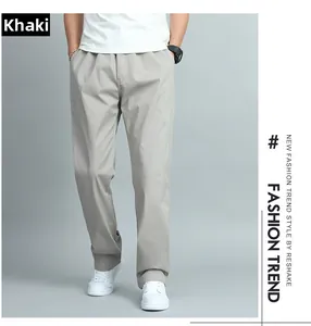 Détail du pantalon décontracté kaki pour homme avec taille élastique confortable