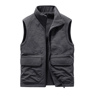 Men's outdoor reversible fleece-lined vest with large flap pockets and windproof collar