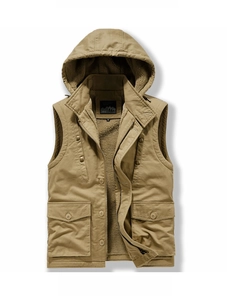 Dettaglio gilet kaki con cappuccio con fodera in pile sherpa e trama di tela