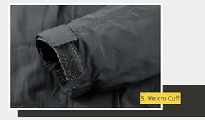 Detailansicht der verstellbaren Klettverschluss-Bündchen einer Outdoor-Jacke