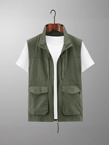 Quick-dry multi-pocket fishing vest in dark green with mesh lining for outdoor activities