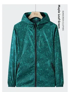 Détail de la veste de protection solaire camouflage vert érable avec poches zippées