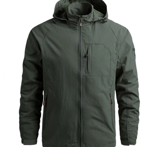 Veste Coupe-vent à Capuche pour Hommes en Nylon Léger Imperméable Tactique de Plein Air Randonnée Sportive Manteau Décontracté