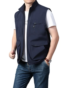 Gilet cargo bleu foncé pour homme avec poches multiples et col montant zippé