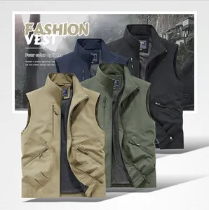 Détail de gilets utilitaires d'extérieur en quatre couleurs avec doublure en maille respirante
