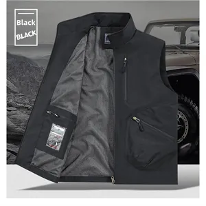 Détails d'un gilet noir avec tissu coupe-vent durable et doublure intérieure en maille