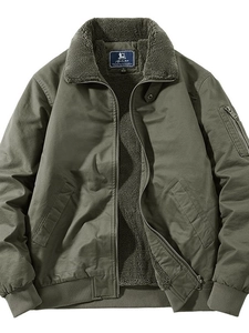 Men's military green cotton jacket with fur collar and warm fleece lining in utility style