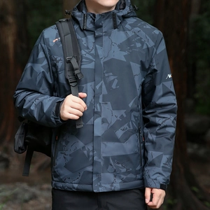 Men's outdoor camouflage windbreaker jacket with detachable hood and waterproof fabric