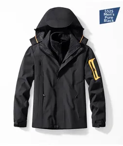 Détail de la veste outdoor 3 en 1 noire pour homme avec polaire et zip jaune sur la manche